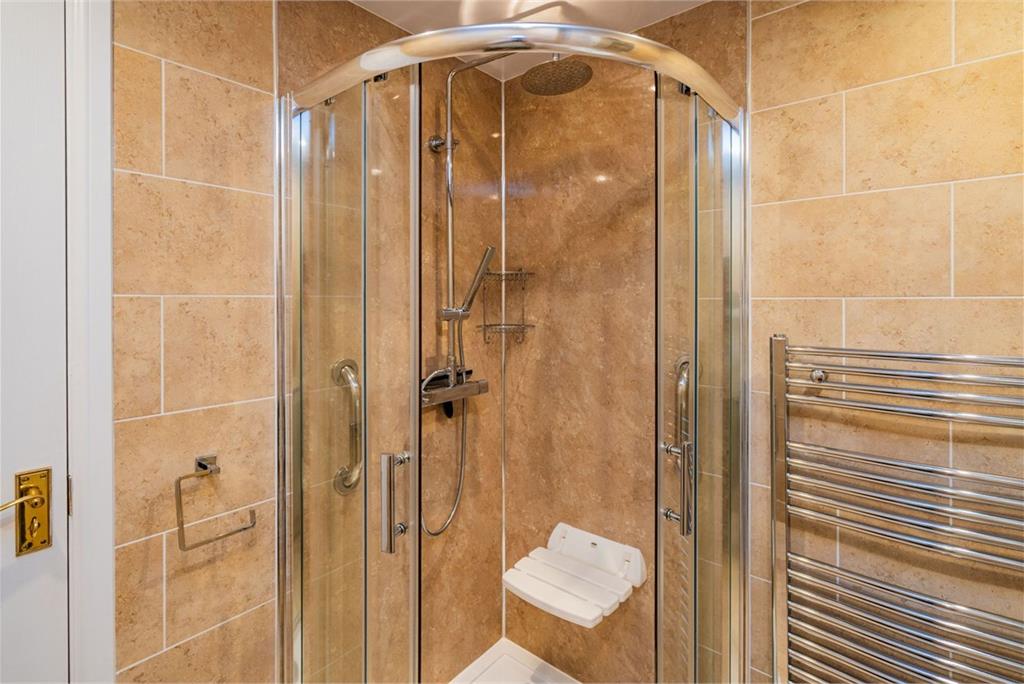 29/8 Greenpark, Edinburgh, EH17 7TB - image 22