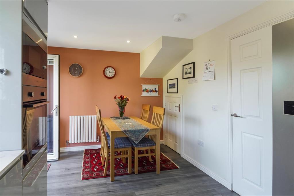 14 Fullarton Bank,
Tranent,
EH33 1EY - image 5