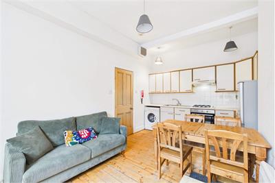 20/2 Roseneath Place, Edinburgh, EH9 1JD - image 5