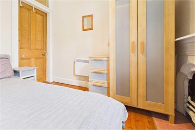20/2 Roseneath Place, Edinburgh, EH9 1JD - image 10