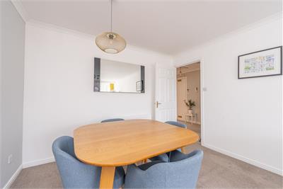 17/7 Stead's Place, Edinburgh, EH6 5DY - image 5