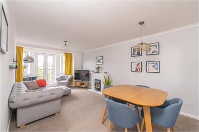 17/7 Stead's Place, Edinburgh, EH6 5DY - image 1
