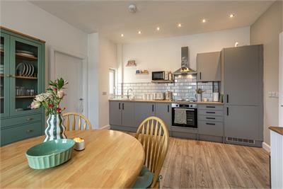 24/6 Beaconsfield Terrace, Hawick, TD9 0HT - image 2