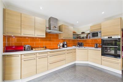 3 Scholars Court, Pencaitland, EH34 5BY - image 5