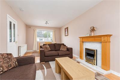 57 North Gyle Grove, Edinburgh, EH12 8LF - image 3