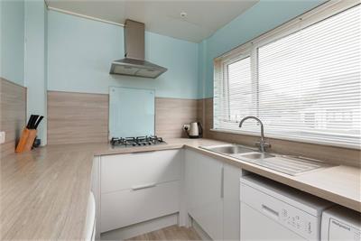57 North Gyle Grove, Edinburgh, EH12 8LF - image 4