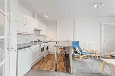 81/8 Brunswick Street, Hillside, Edinburgh, EH7 5HS - image 5