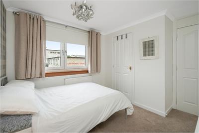 10 Wester Drylaw Avenue, Edinburgh, EH4 2TP - image 13