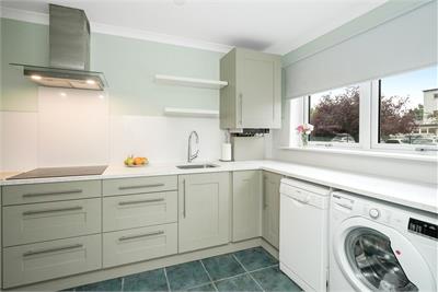 10 Wester Drylaw Avenue, Edinburgh, EH4 2TP - image 7