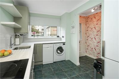 10 Wester Drylaw Avenue, Edinburgh, EH4 2TP - image 9