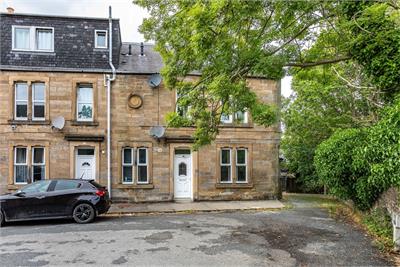 22 Roxburgh Place, Galashiels, TD1 1HE - image 2
