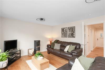 11 Abbeyhill Crescent, Abbeyhill, Edinburgh, EH8 8DZ - image 5