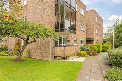 38A, Cramond Vale, Edinburgh, EH4 6RB - image 1