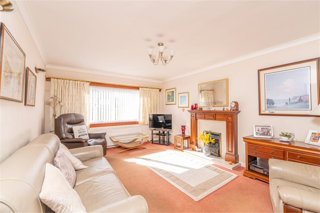 57 Thomson Drive,
Currie,
EH14 5EU - image 2