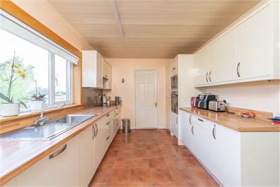 57 Thomson Drive,
Currie,
EH14 5EU - image 8