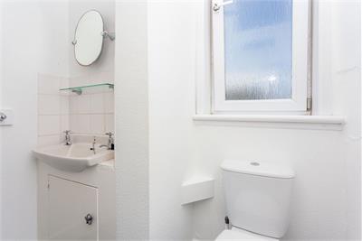 5/9 Beaverhall Road, Edinburgh, EH7 4JQ - image 16