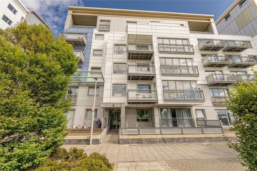 4/2 Western Harbour Terrace,
Edinburgh,
EH6 6JQ - image 13
