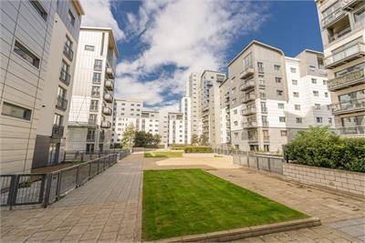 4/2 Western Harbour Terrace, Edinburgh, EH6 6JQ - image 14