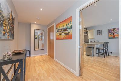 4/2 Western Harbour Terrace, Edinburgh, EH6 6JQ - image 8