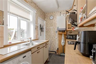 16 Fillyside Terrace, Craigentinny, Edinburgh, EH7 6QY - image 4