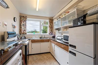 25/9 Mortonhall Road, Edinburgh, EH9 2HS - image 7