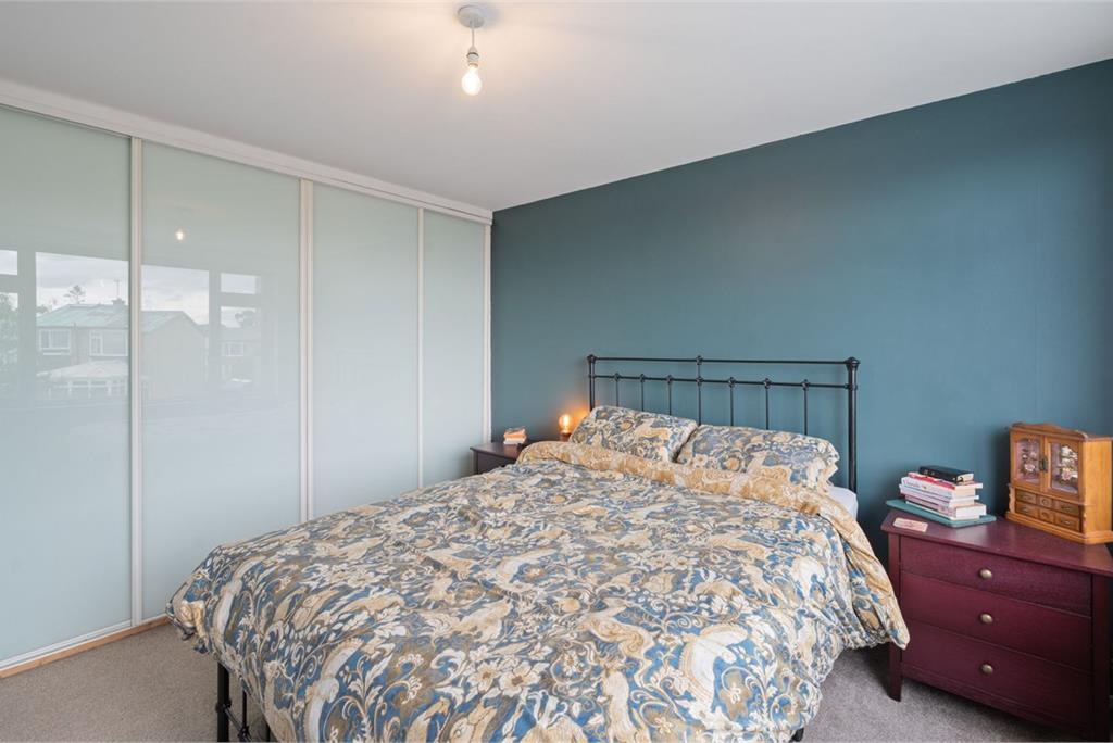 38 Oxgangs Farm Drive, Edinburgh, EH13 9PR - image 12
