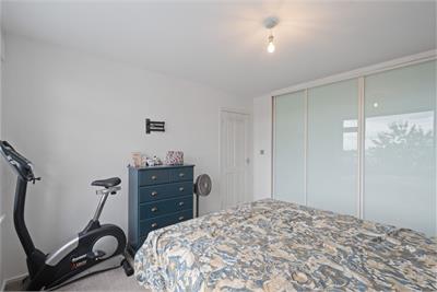 38 Oxgangs Farm Drive, Edinburgh, EH13 9PR - image 13