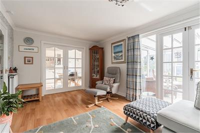 41 Ravenscroft Gardens, Gilmerton, Edinburgh EH17 8RP - image 4