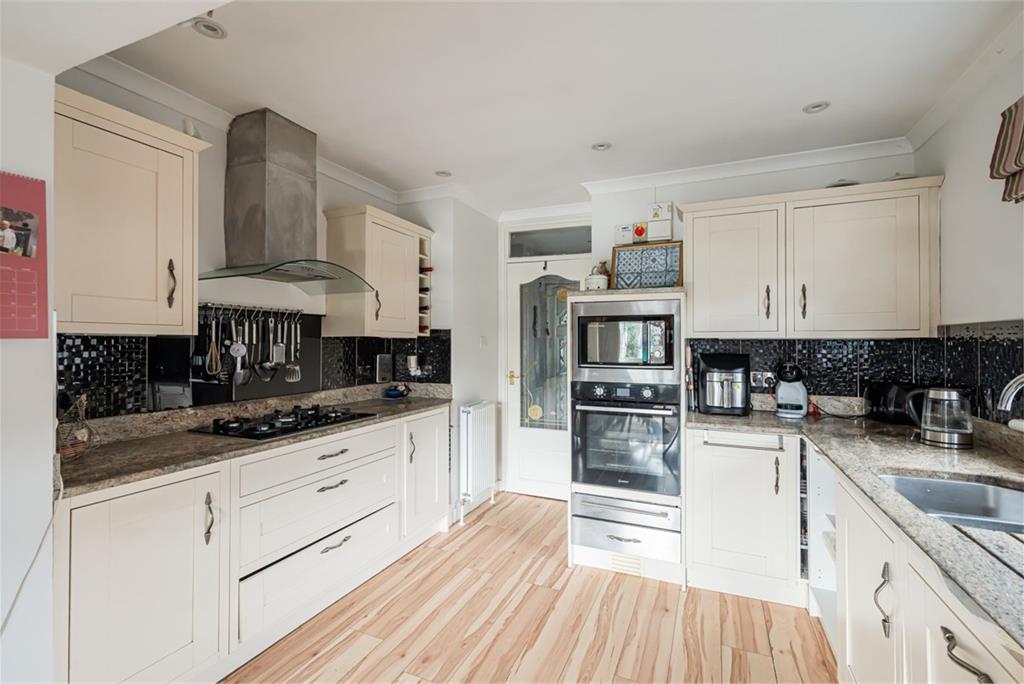 41 Ravenscroft Gardens, Gilmerton, Edinburgh EH17 8RP - image 10