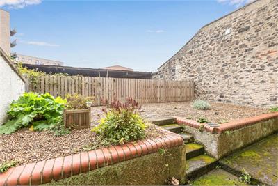 2/1 Links Gardens, Edinburgh, EH6 7JH - image 19