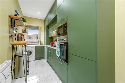 2/1 Links Gardens, Edinburgh, EH6 7JH - image 6