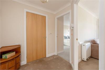 313 Mayfield Court, 27 West Savile Terrace,
Blackford,
Edinburgh,
EH9 3DT - image 9
