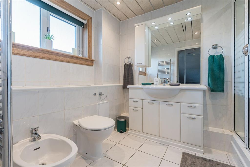 5 Law Road, Dunfermline, KY11 4XD - image 15