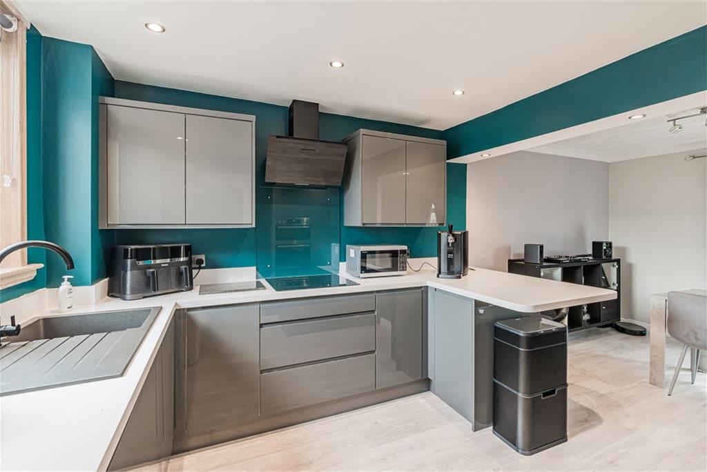 5 Law Road, Dunfermline, KY11 4XD - image 3