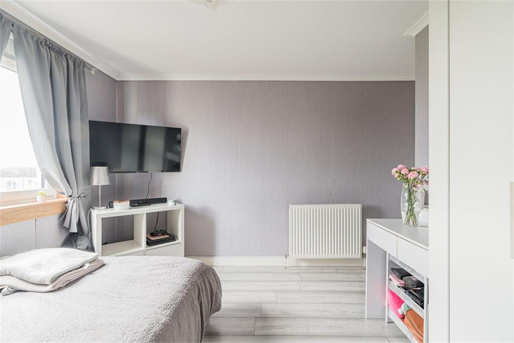 5 Law Road, Dunfermline, KY11 4XD - image 10
