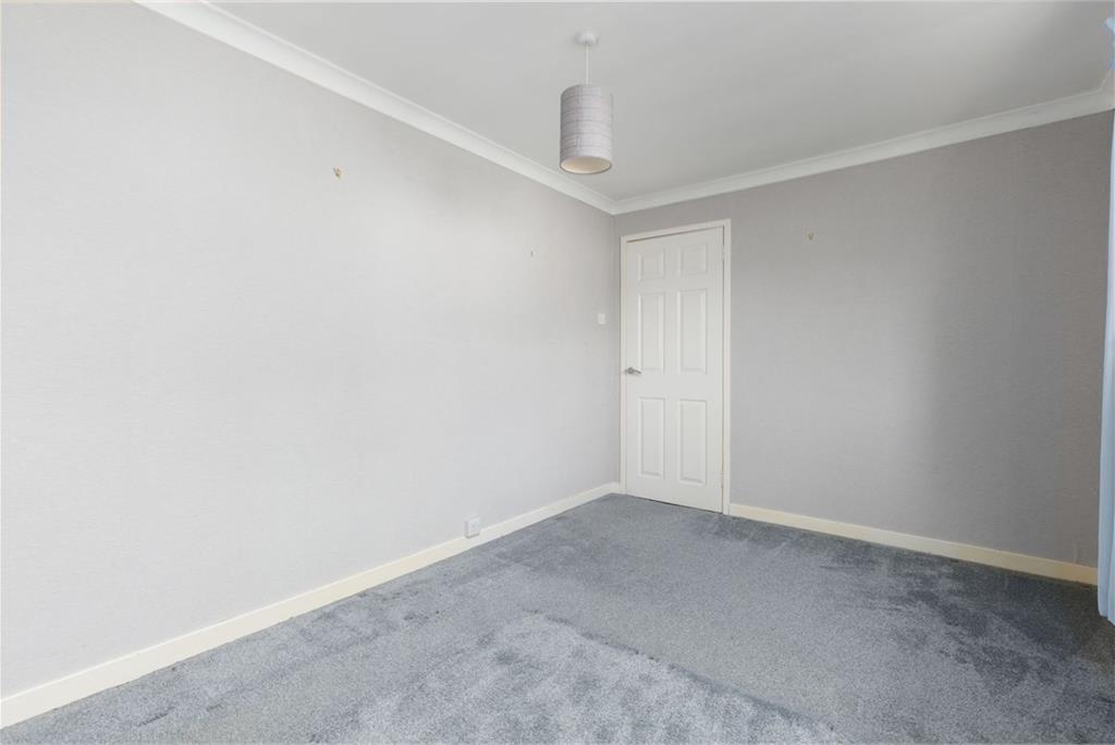 1 Craigmore Gardens, Torryburn, KY12 8LU - image 16