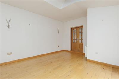 1 Craigmore Gardens, Torryburn, KY12 8LU - image 6