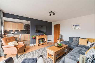 2/15 Appin Street, Edinburgh, EH14 1PA - image 15