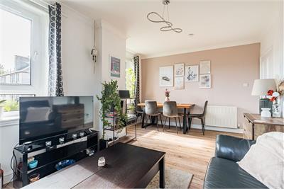 101/4 Whitson Road, Edinburgh, EH11 3BR - image 3