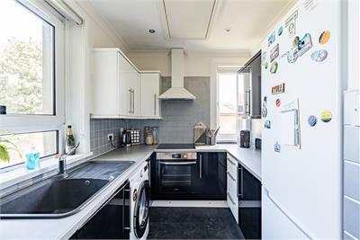 101/4 Whitson Road, Edinburgh, EH11 3BR - image 5