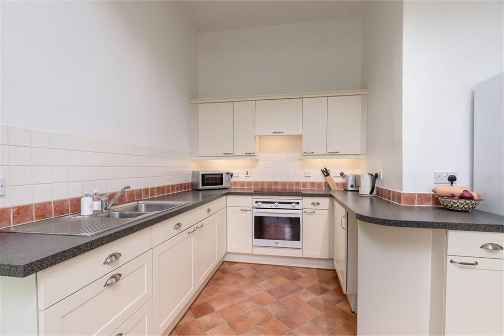 18/6 Bruntsfield Gardens, Edinburgh, EH10 4EA - image 16