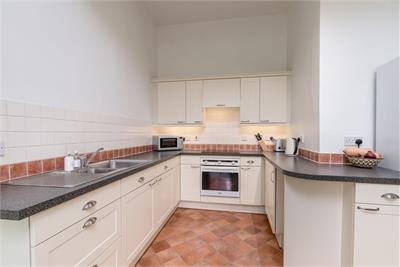 18/6 Bruntsfield Gardens, Edinburgh, EH10 4EA - image 16