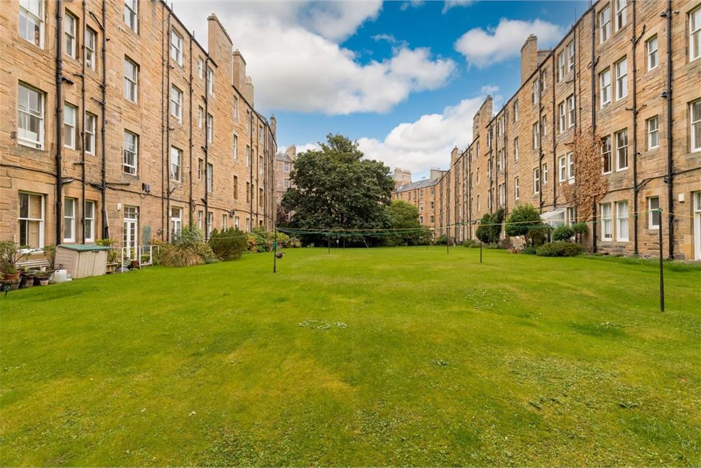 18/6 Bruntsfield Gardens, Edinburgh, EH10 4EA - image 28
