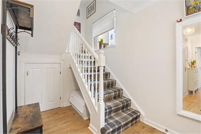 50 Henderson Place, Stockbridge, Edinburgh, EH3 5DJ - image 2