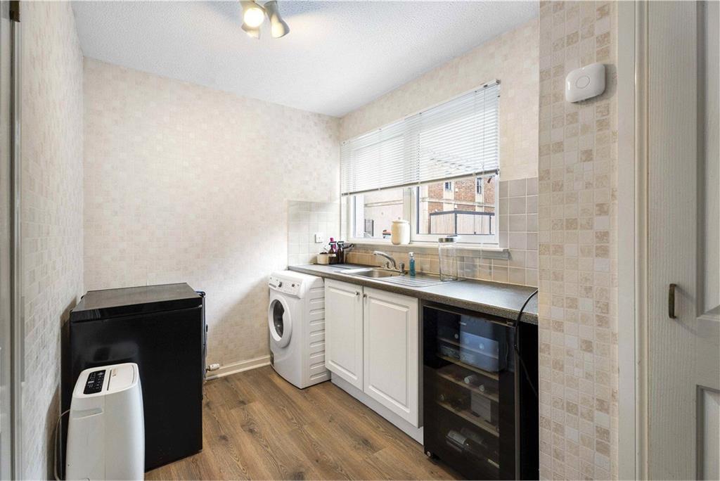 50 Henderson Place,
Stockbridge,
Edinburgh,
EH3 5DJ - image 8
