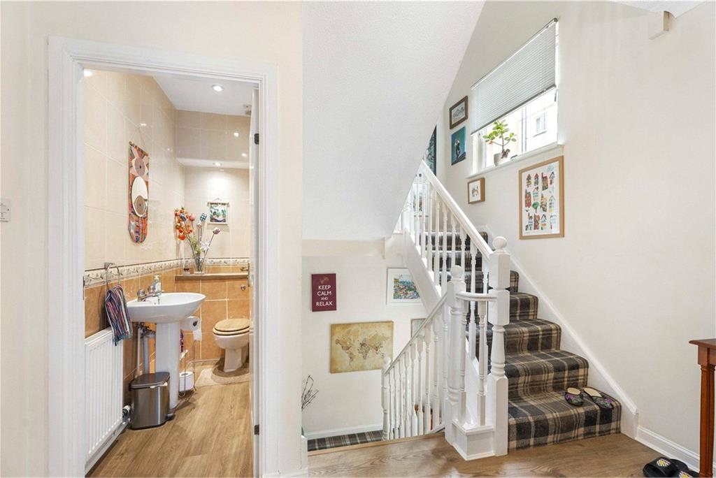 50 Henderson Place,
Stockbridge,
Edinburgh,
EH3 5DJ - image 9
