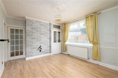71 Lochend Gardens, Lochend, EH7 6DQ - image 2