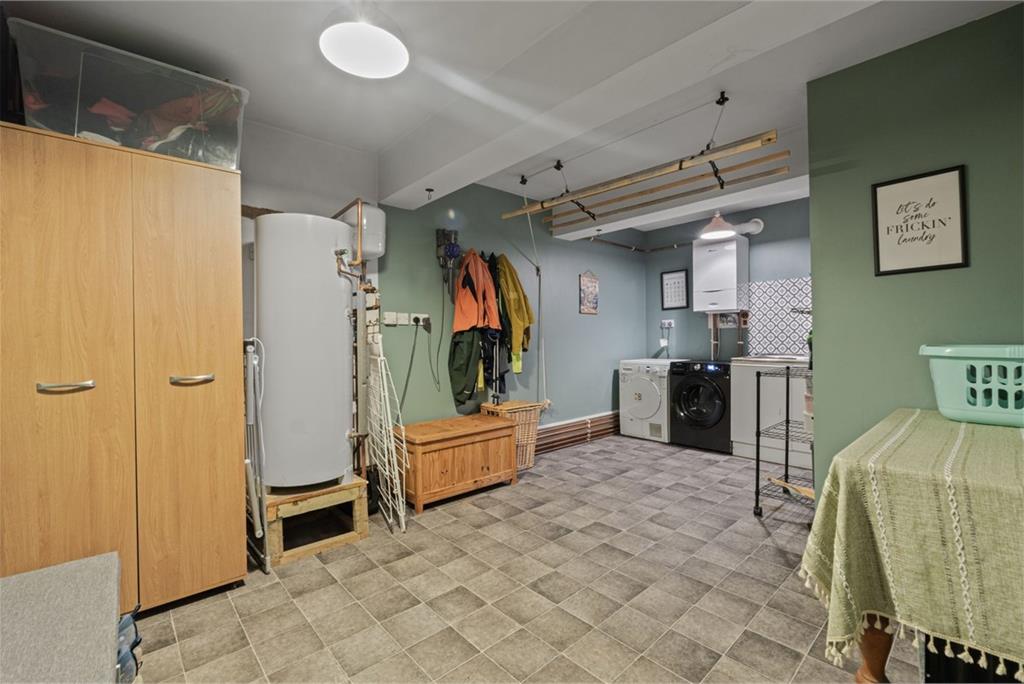 8 Millwell Park, Innerleithen, EH44 6JF - image 22