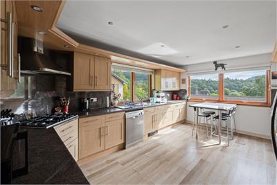 8 Millwell Park, Innerleithen, EH44 6JF - image 6