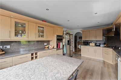 8 Millwell Park, Innerleithen, EH44 6JF - image 7